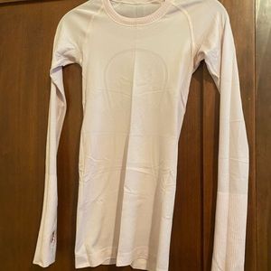 Lululemon swiftly tee!